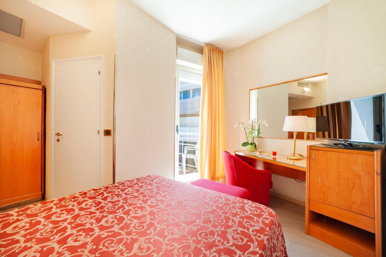 Hotel Kursaal 3*