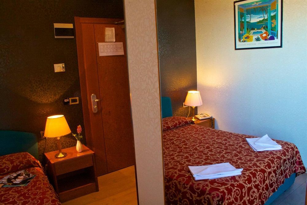 Kursaal Hotel 3*