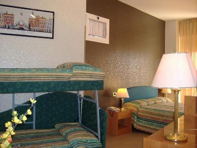Hotel Kursaal 3*